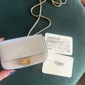 Key chain fendi baguette-